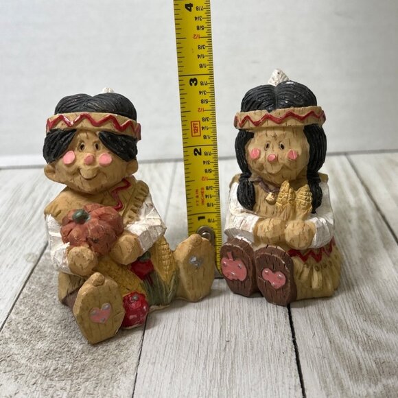 Vintage Native American Boy and Girl Figurines Thanksgiving Children Resin - Picture 10 of 10